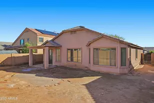 10910 W Davis Ln, Avondale, AZ 85323 - Photo 31