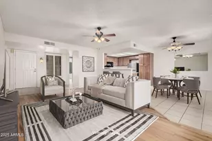 19095 N 97th Ln, Peoria, AZ 85382 - Photo 3