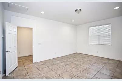 1535 W Corral Road, Phoenix, AZ 85041 - Photo 7