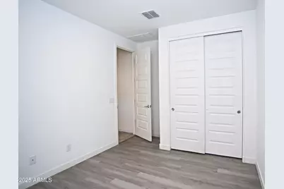 1535 W Corral Road, Phoenix, AZ 85041 - Photo 9