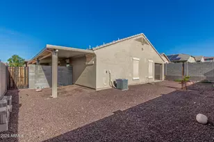 10749 W Swayback Pass Pass, Peoria, AZ 85383 - Photo 35