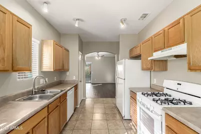 8630 W Papago Street, Tolleson, AZ 85353 - Photo 9