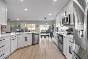 23218 N 22nd Pl, Phoenix, AZ 85024 - Photo 1