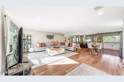 140 E Cercado Lane, Litchfield Park, AZ 85340 - Photo 9