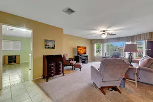 9502 W Calico Dr, Sun City, AZ 85373 - Photo 13