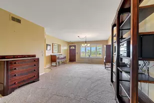 9502 W Calico Dr, Sun City, AZ 85373 - Photo 11