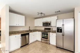 2133 N Apollo Ct, Chandler, AZ 85224 - Photo 11