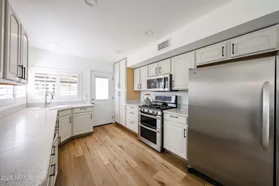 10818 N 83rd Street, Scottsdale, AZ 85260 - Photo 7