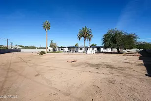 10818 N 83rd St, Scottsdale, AZ 85260 - Photo 25