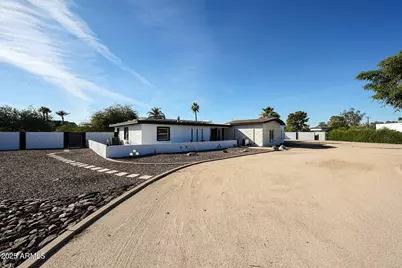 10818 N 83rd Street, Scottsdale, AZ 85260 - Photo 3