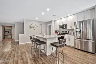 9866 W Highwood Ct, Sun City, AZ 85373 - Photo 5