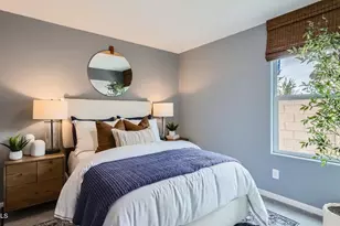 25097 N 174th Ln, Surprise, AZ 85387 - Photo 13