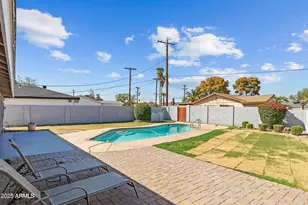 8638 E Palm Ln, Scottsdale, AZ 85257 - Photo 9