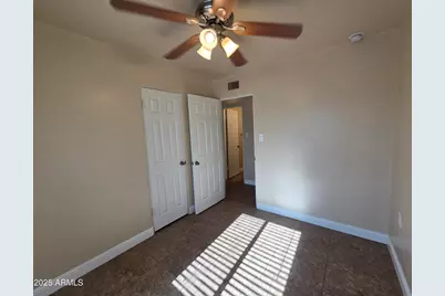 2144 E Corona Avenue, Phoenix, AZ 85040 - Photo 9