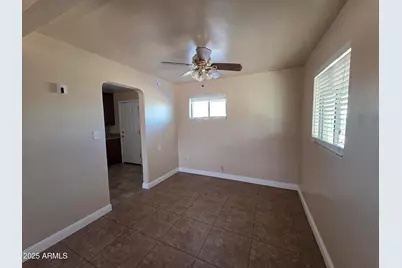 2144 E Corona Avenue, Phoenix, AZ 85040 - Photo 5