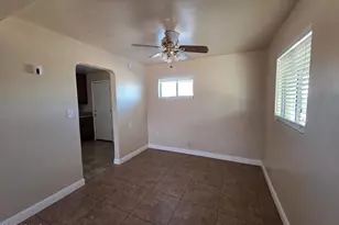 2144 E Corona Ave, Phoenix, AZ 85040 - Photo 5