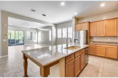 4630 E Navigator Lane, Phoenix, AZ 85050 - Photo 1