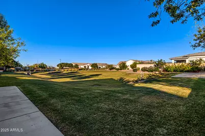 7588 S Peppertree Drive, Gilbert, AZ 85298 - Photo 93