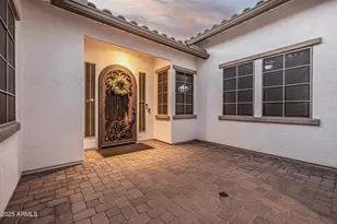 7588 S Peppertree Dr, Gilbert, AZ 85298 - Photo 5