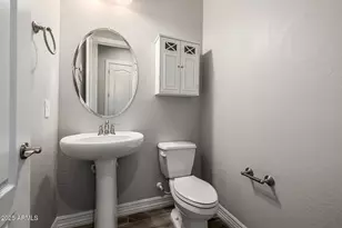 7588 S Peppertree Dr, Gilbert, AZ 85298 - Photo 37