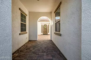 7588 S Peppertree Dr, Gilbert, AZ 85298 - Photo 13