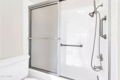 5525 E Thomas Road #F9, Phoenix, AZ 85018 - Photo 33