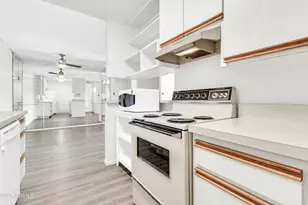 5525 E Thomas Rd, Phoenix, AZ 85018 - Photo 27