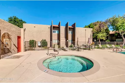 5525 E Thomas Road #F9, Phoenix, AZ 85018 - Photo 31