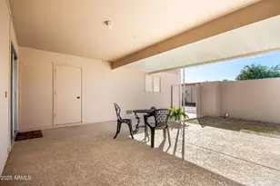 10027 W Forrester Dr, Sun City, AZ 85351 - Photo 23