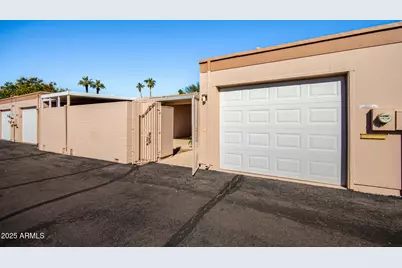 10027 W Forrester Drive, Sun City, AZ 85351 - Photo 25