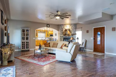 197 N Pottebaum Avenue, Casa Grande, AZ 85122 - Photo 5