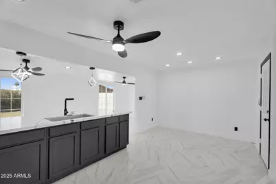 10908 N 88th Drive, Peoria, AZ 85345 - Photo 11