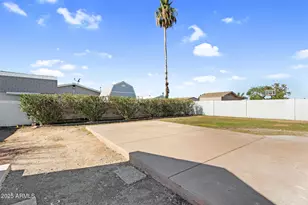 10908 N 88th Dr, Peoria, AZ 85345 - Photo 41