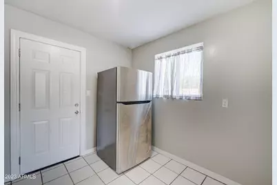 1202 N 49th Place # A, Phoenix, AZ 85008 - Photo 7