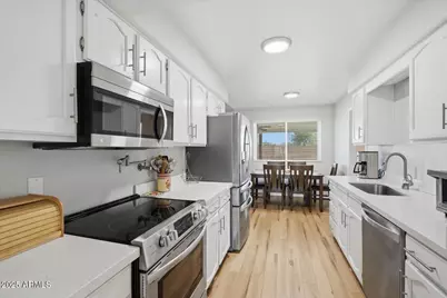 1529 S Mara Drive, Apache Junction, AZ 85120 - Photo 3