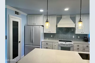 3602 W Frier Drive, Phoenix, AZ 85051 - Photo 13