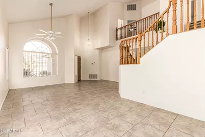 431 W Calle De Caballos Street, Tempe, AZ 85284 - Photo 11