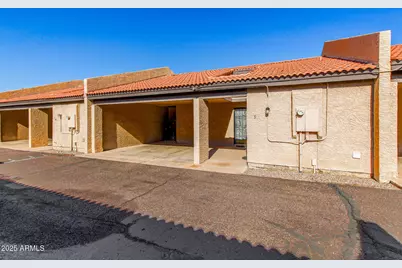 3033 N 37th Street #9, Phoenix, AZ 85018 - Photo 3