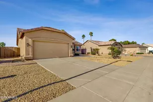 6450 S Spgs Pl, Chandler, AZ 85249 - Photo 3