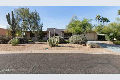 9424 N 17th Place, Phoenix, AZ 85020 - Photo 1