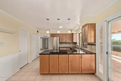 9424 N 17th Place, Phoenix, AZ 85020 - Photo 11