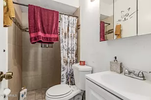 2938 N 50th Dr, Phoenix, AZ 85031 - Photo 11