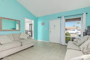 2938 N 50th Dr, Phoenix, AZ 85031 - Photo 5