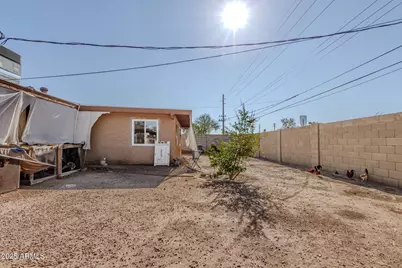 2938 N 50th Drive, Phoenix, AZ 85031 - Photo 23