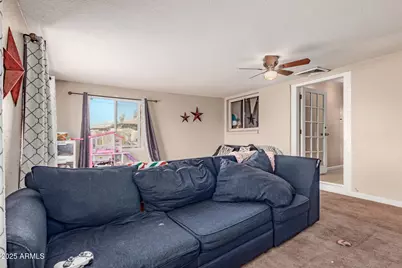 2938 N 50th Drive, Phoenix, AZ 85031 - Photo 17