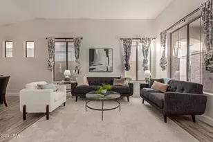 563 E Krista Way, Tempe, AZ 85284 - Photo 11