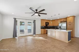 233 E Huntington Dr, Tempe, AZ 85282 - Photo 17