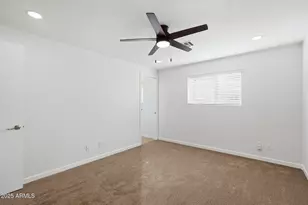 233 E Huntington Dr, Tempe, AZ 85282 - Photo 25