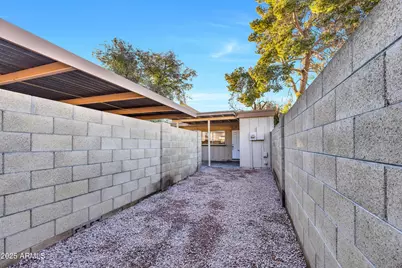2128 E Dunbar Drive, Tempe, AZ 85282 - Photo 13