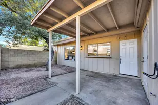 2128 E Dunbar Dr, Tempe, AZ 85282 - Photo 15